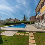 Family Friendly House With A Swimming Pool Buici, - 19720
