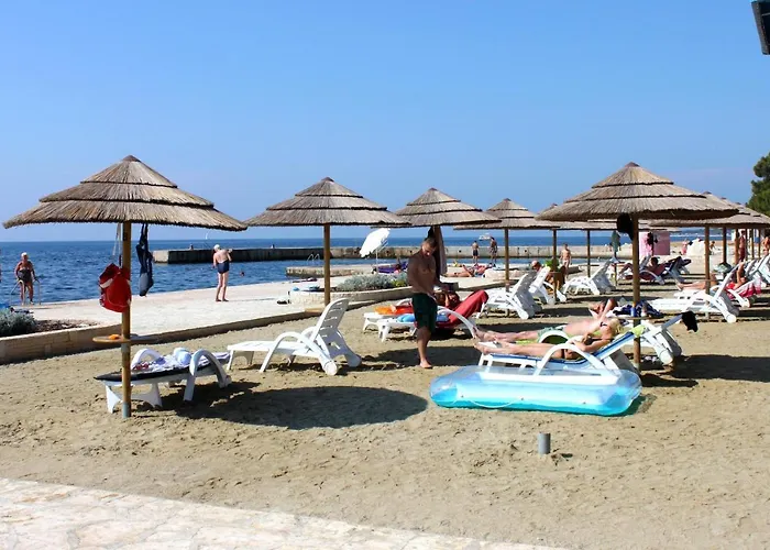 Family Friendly House With A Swimming Pool Buici, - 19720 Πόρετς